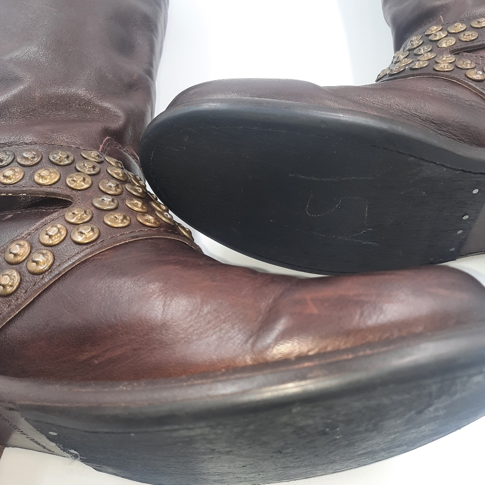 FRYE Studded Tall Dark Brown Boho Cottage Distressed Biker Grunge 8 M - Picture 10 of 16